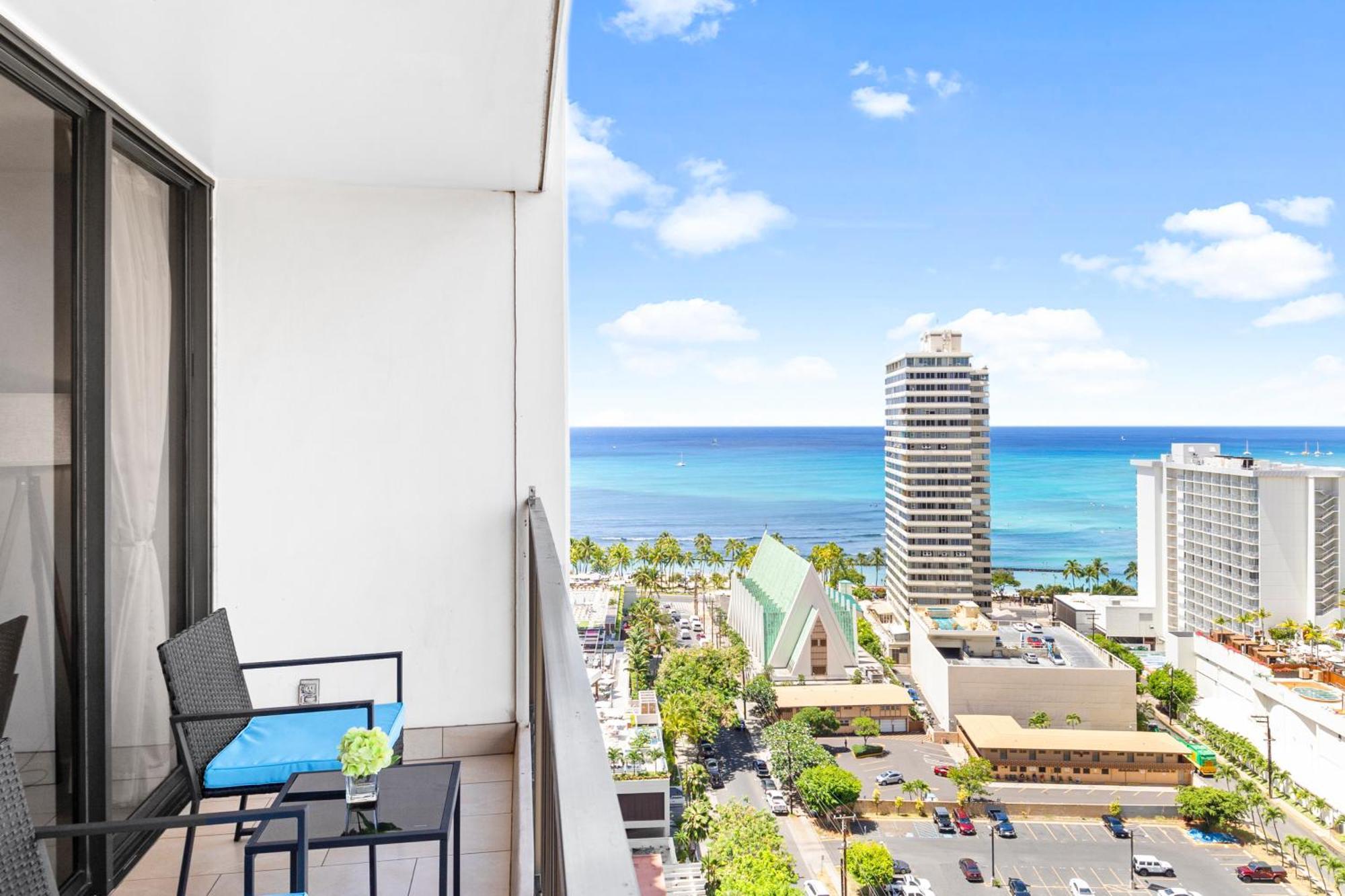 Great Ocean View Condo, Near Beach With Free Parking! Гонолулу Екстер'єр фото